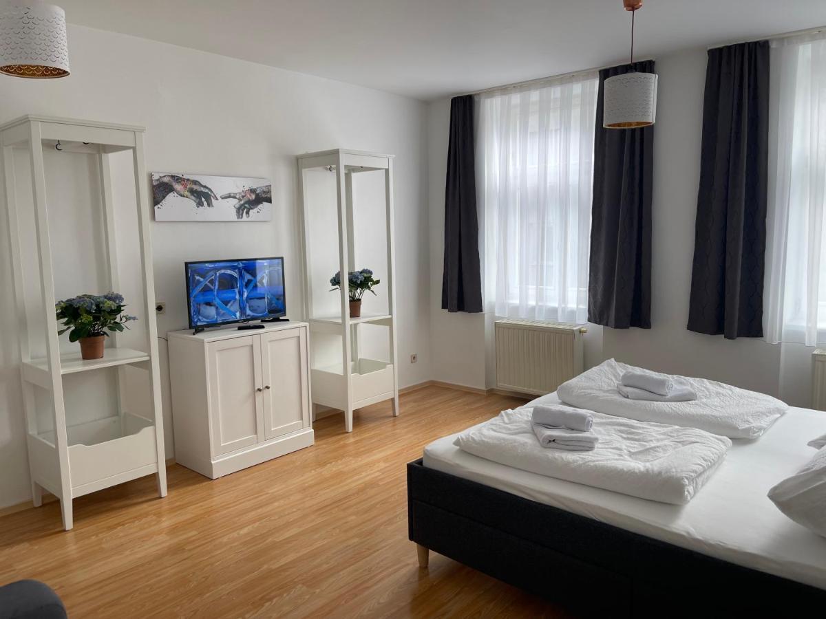 Peaceful Apartment For 4 Wien Eksteriør billede